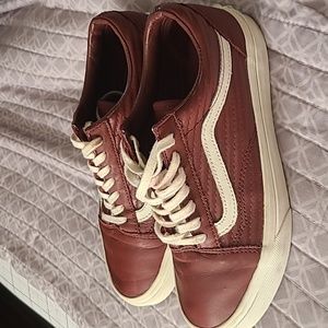 Vans sneakers burgundy and white color